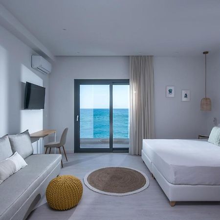 Maritime Suites Херсонисос Екстериор снимка