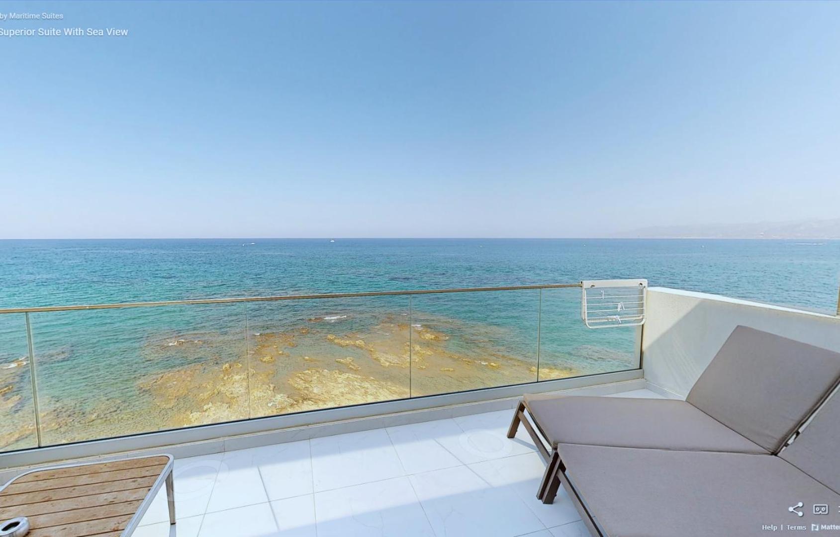 Maritime Suites Херсонисос Екстериор снимка