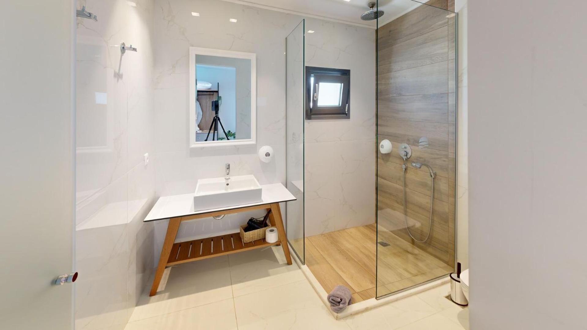Maritime Suites Херсонисос Екстериор снимка