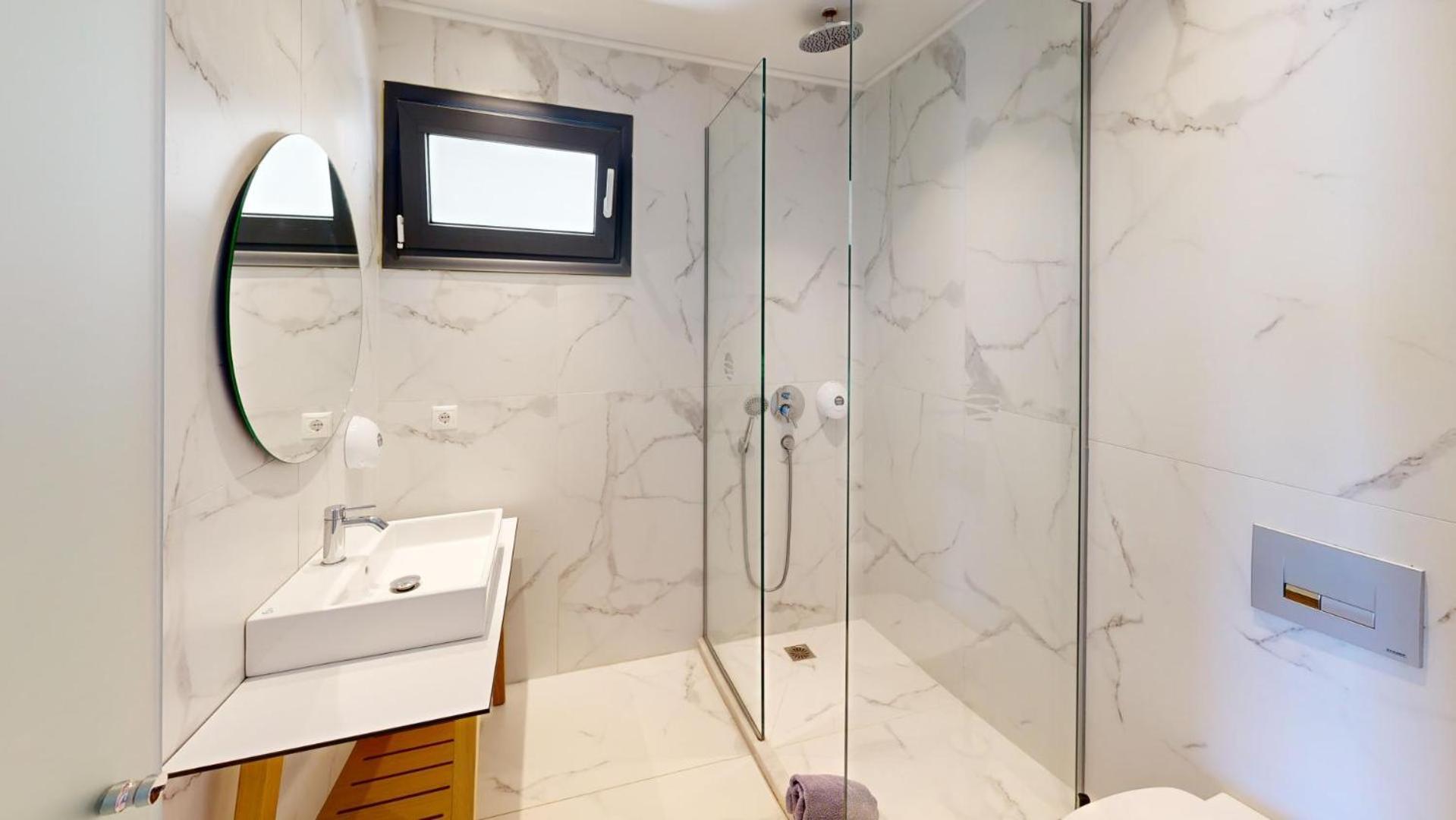 Maritime Suites Херсонисос Екстериор снимка